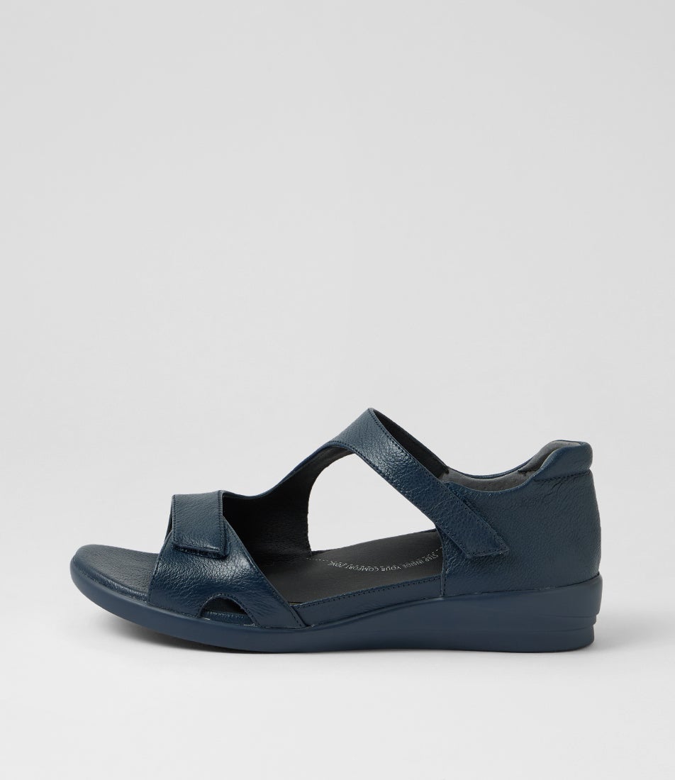 Drops W Navy Leather Sandals