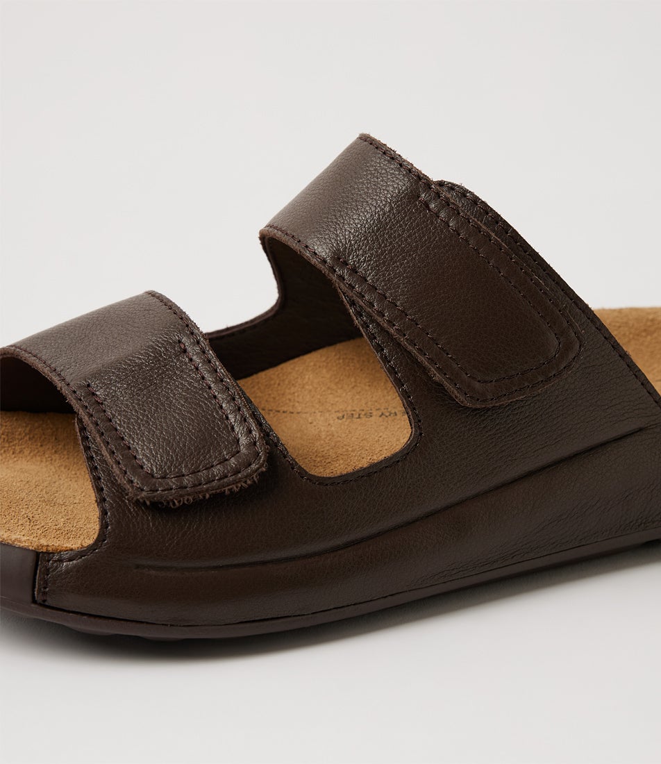 Yava W Choc Leather Slides
