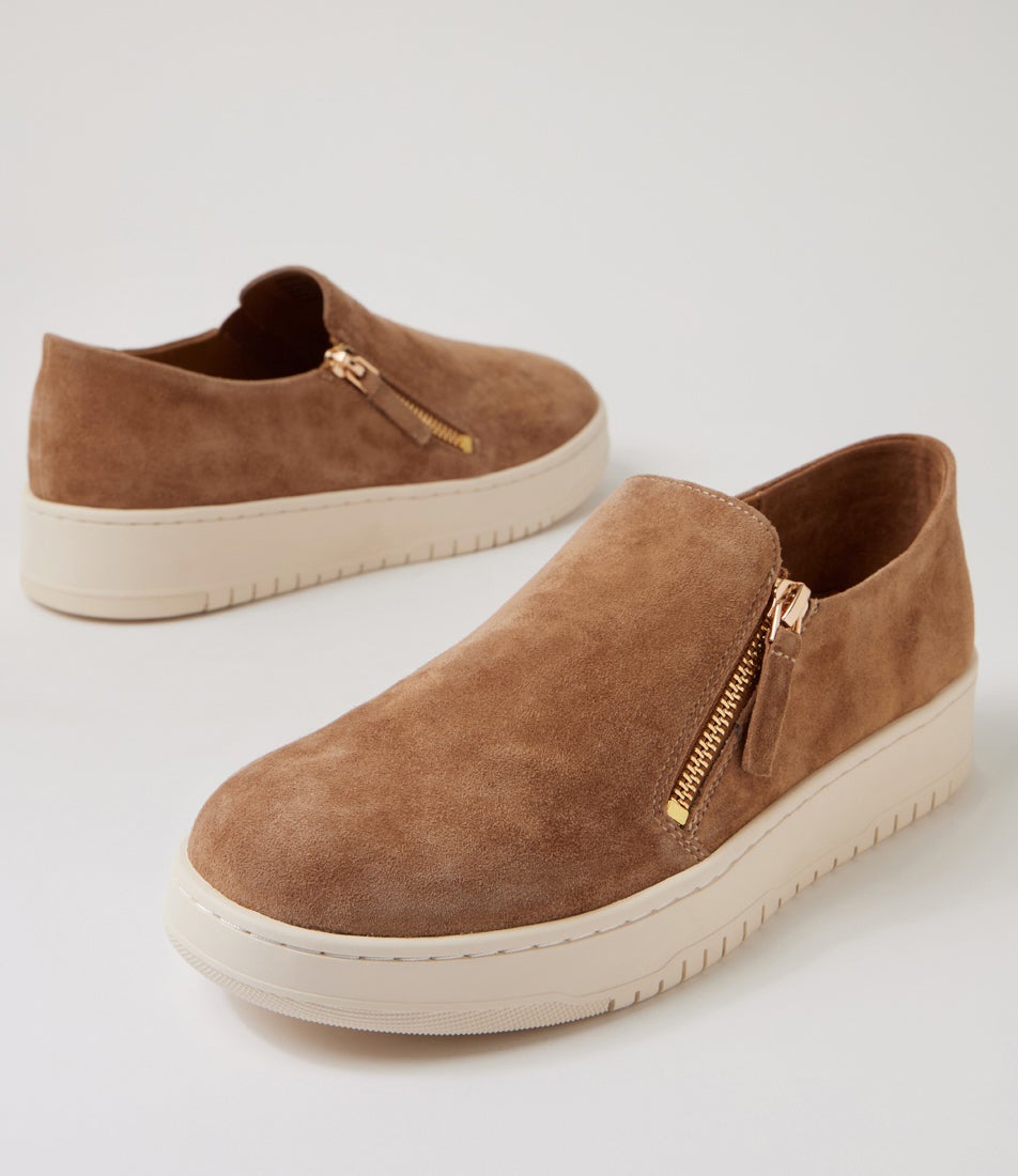 Homne Xw Light Choc Vanilla Suede Flat Shoes