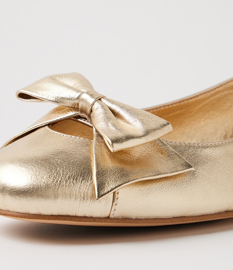 Deloe W Pale Gold Leather Slingbacks
