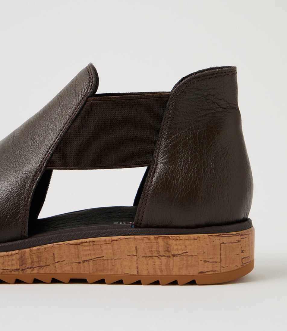 Oddat Choc Gum Leather Sandals