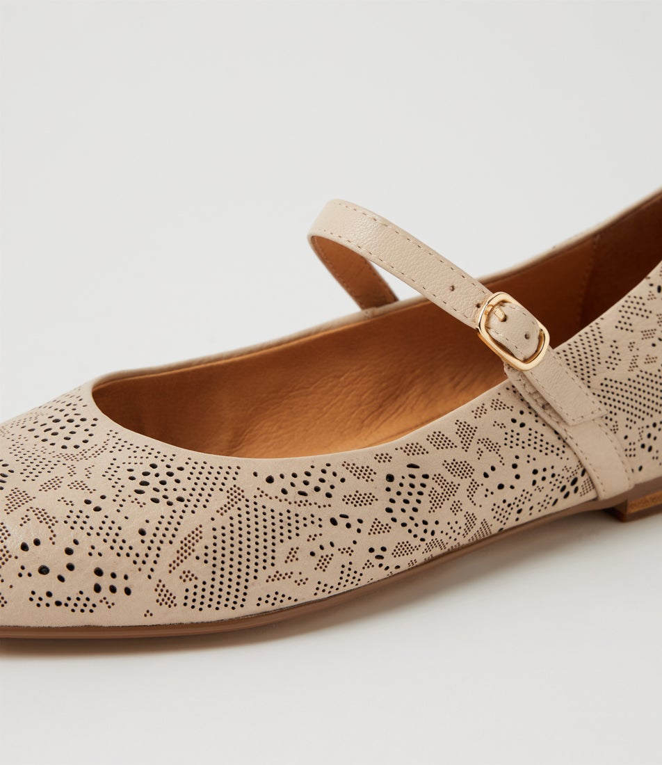 Saffie Vanilla Leather Flat Shoes Saffie Vanilla Leather Flat Shoes