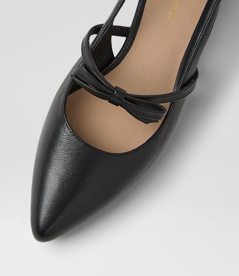 Pasmae Black Leather Heels