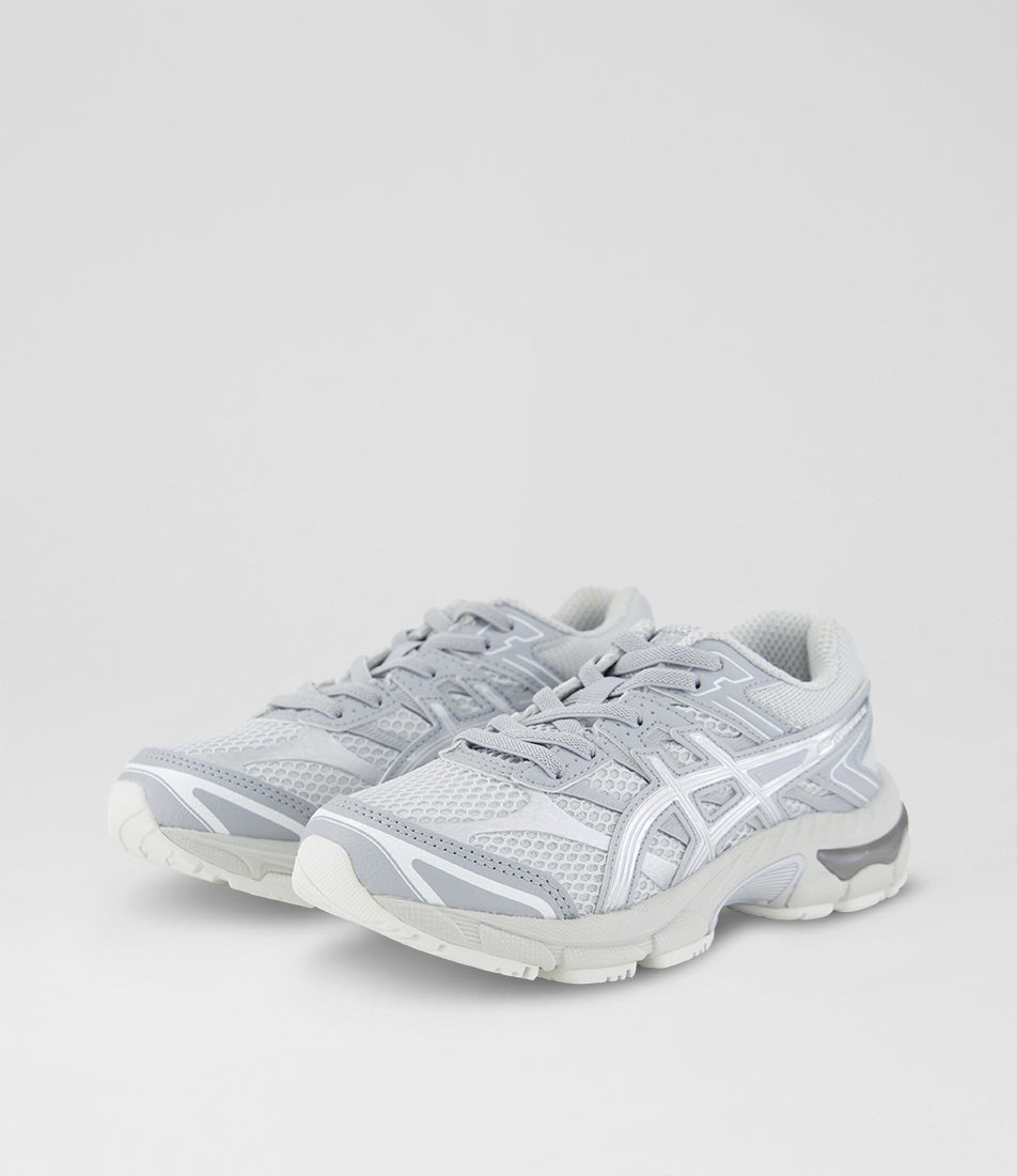 Cumulus 16 Junior Glacier Grey Pure Silver Mesh Lace Ups