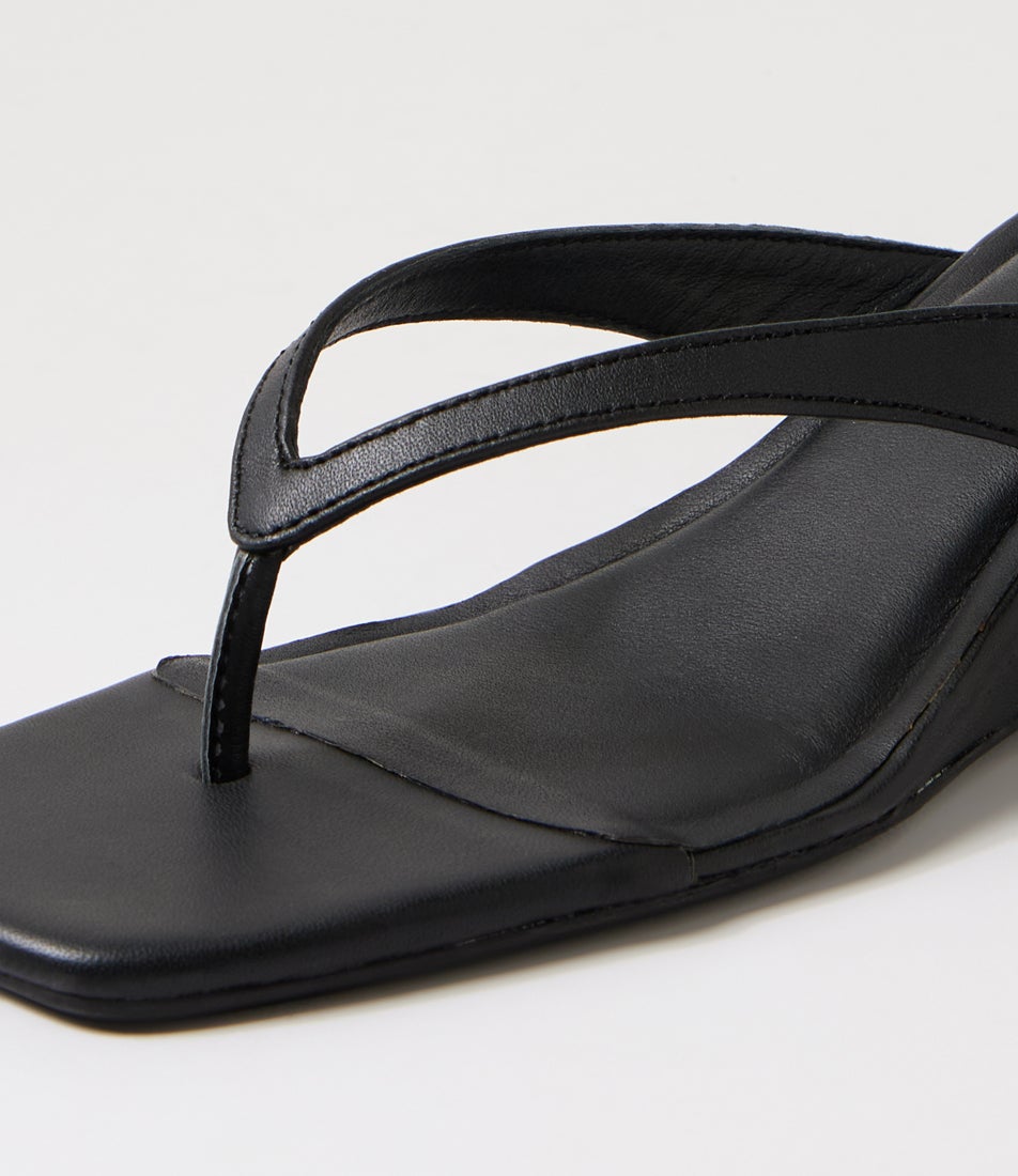Sarel Black Leather Sandals