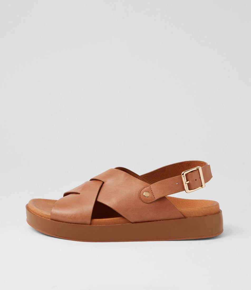 Geloe W Tan Leather Sandals
