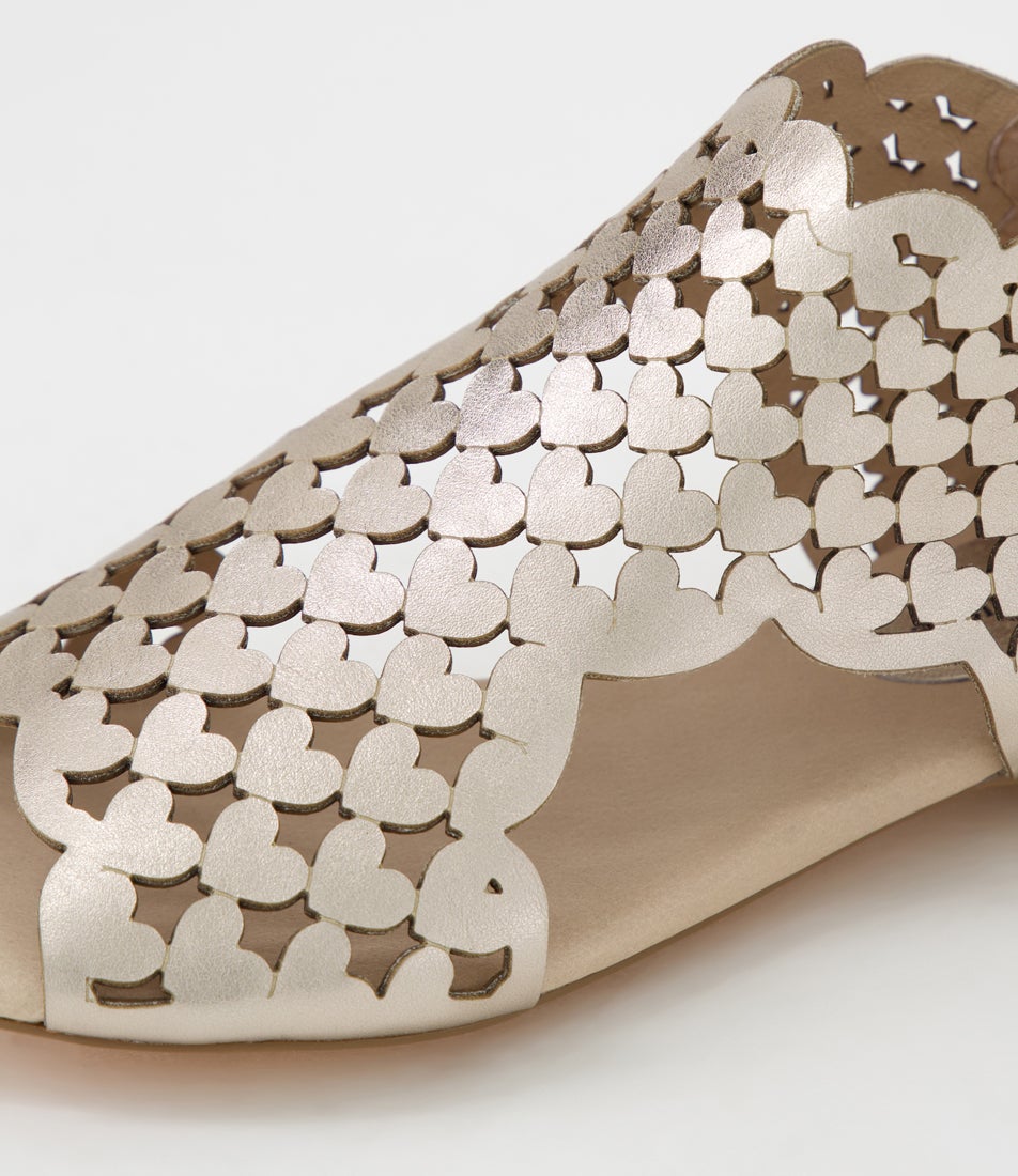 Pincho Platino Leather Sandals