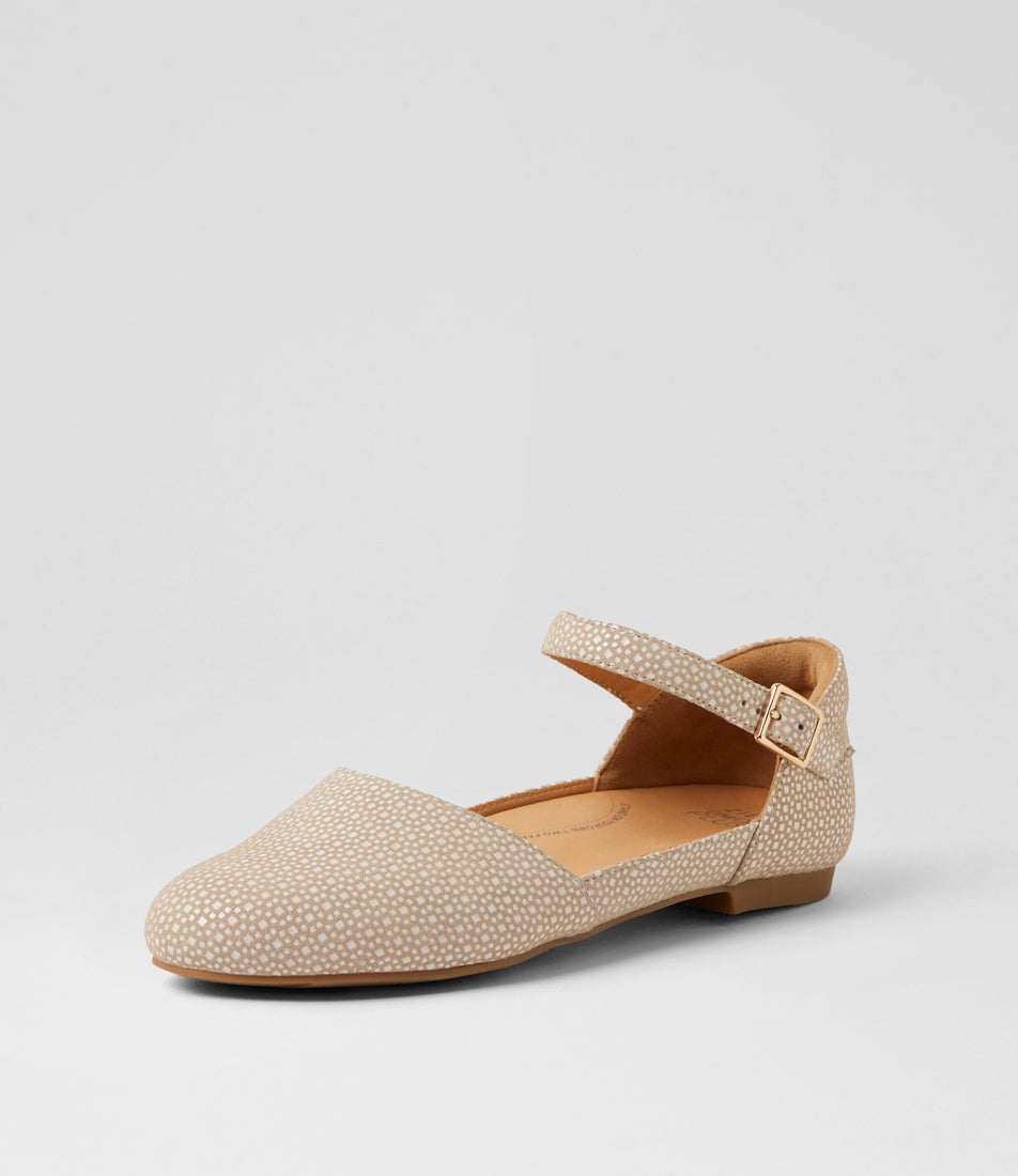 Cavalcade Xf Camel White Print Leather Flat Shoes