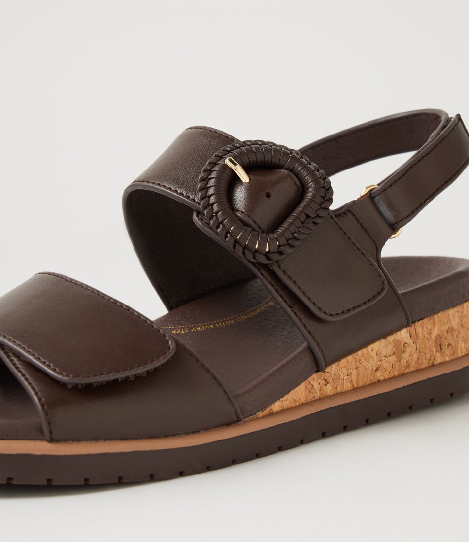 Vatch W Choc Leather Sandals