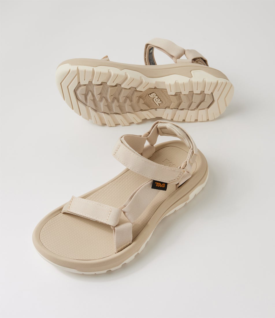 W Hurricane Xlt3 Oyster Fabric Sandals