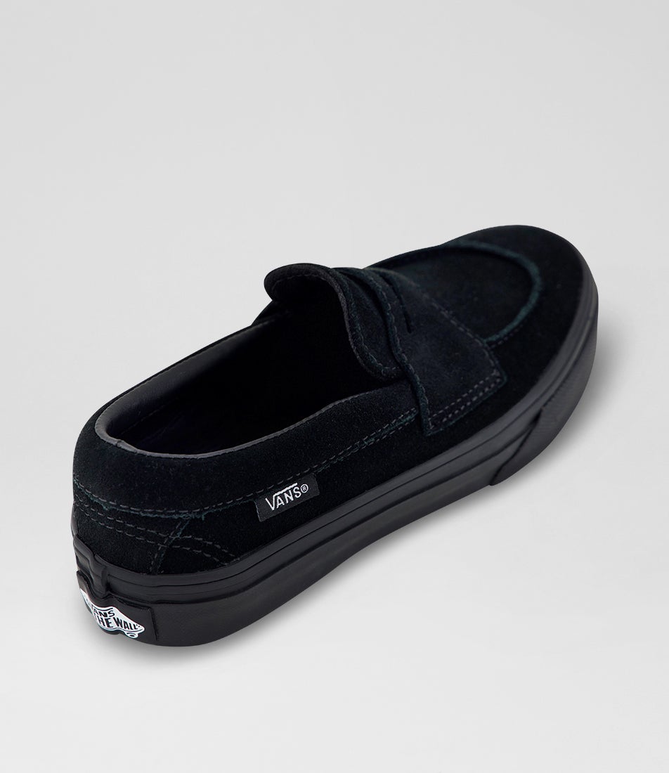 53 Junior Black Suede Loafer