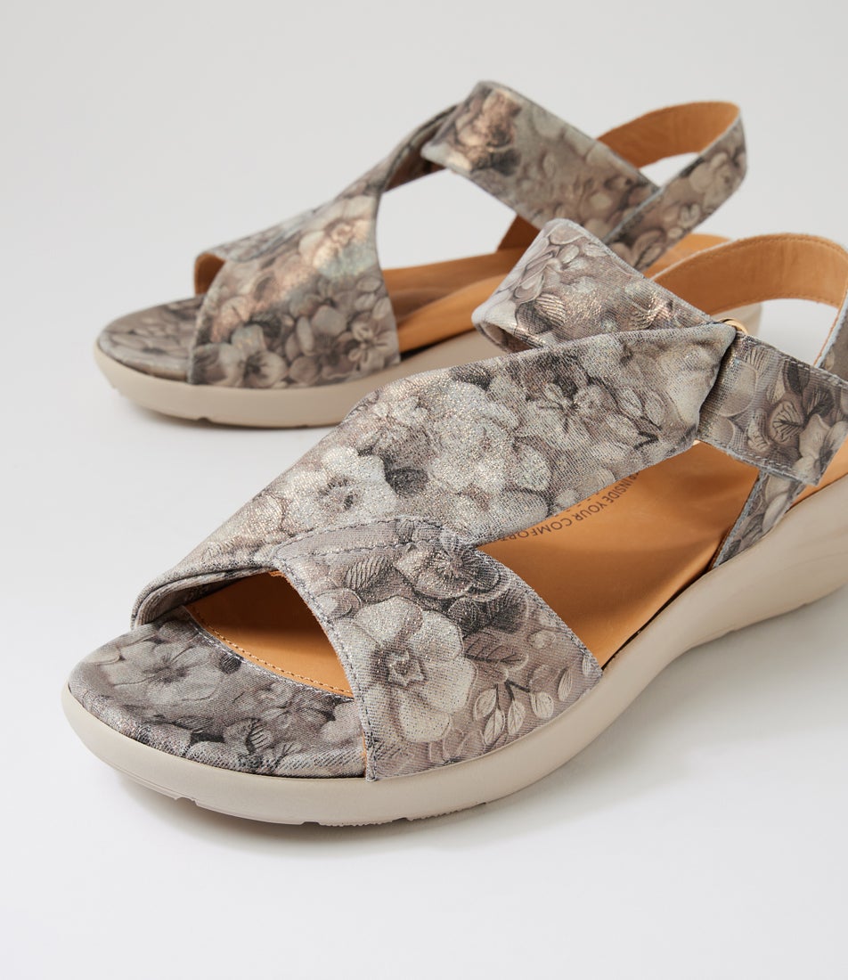 Nazly2 Xw Grey Floral Sheen Leather Sandals