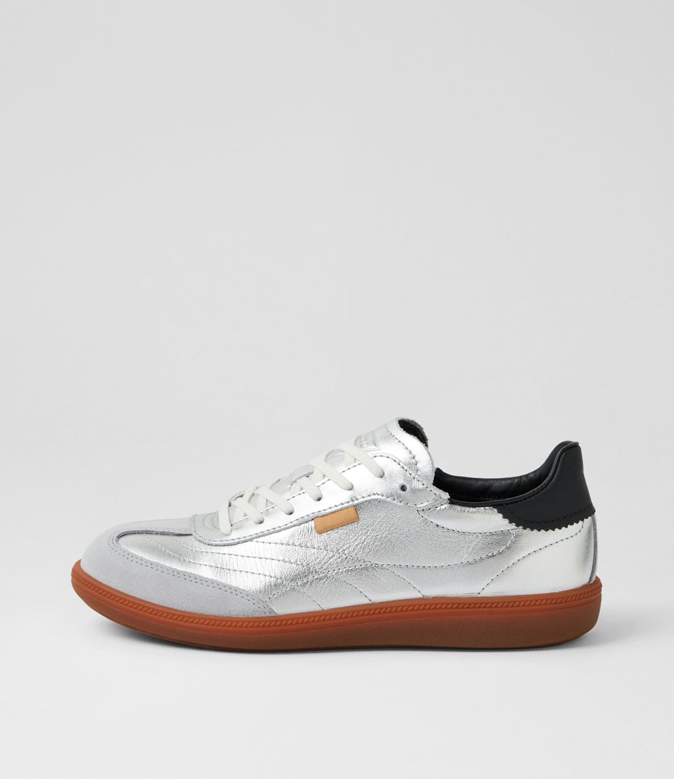 Soft 11 W Concrete Silver Suede Leather Lace Up Sneakers