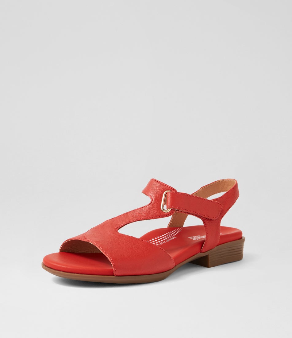Coras Poppy Leather Sandals