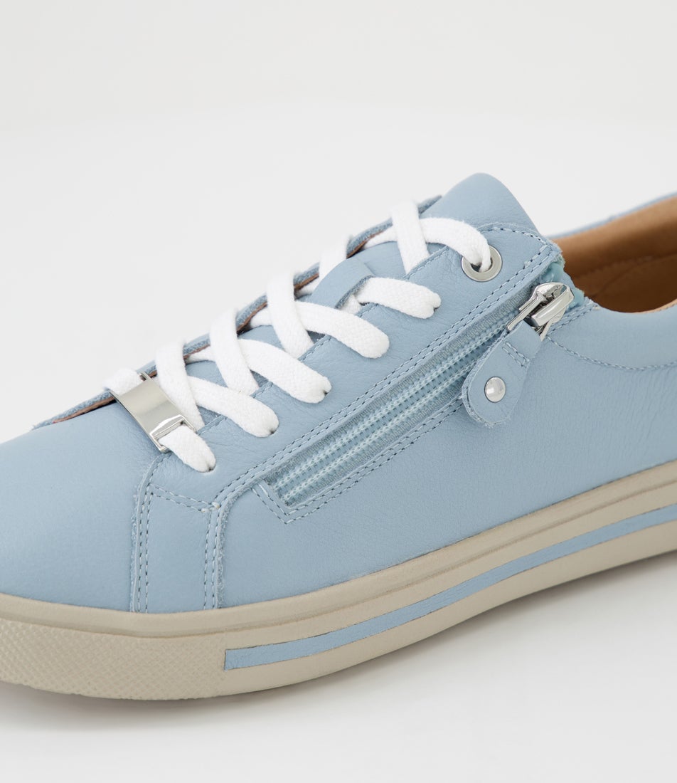 Evone Sky Blue Leather Sneakers