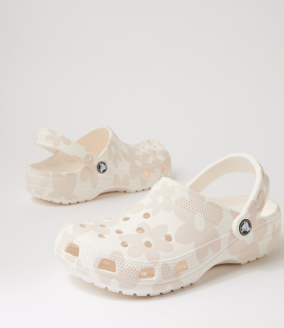 Classic Graphic Clog W Floral Chalk Multi Croslite Sandals