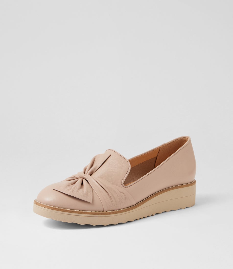 Oclem Nude Leather Loafers Oclem Nude Leather Loafers
