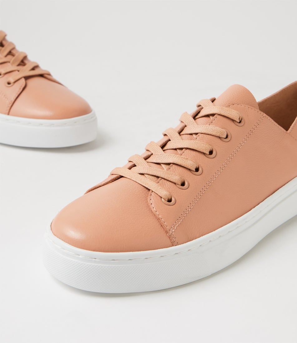 Oskher Dark Nude Leather Sneakers