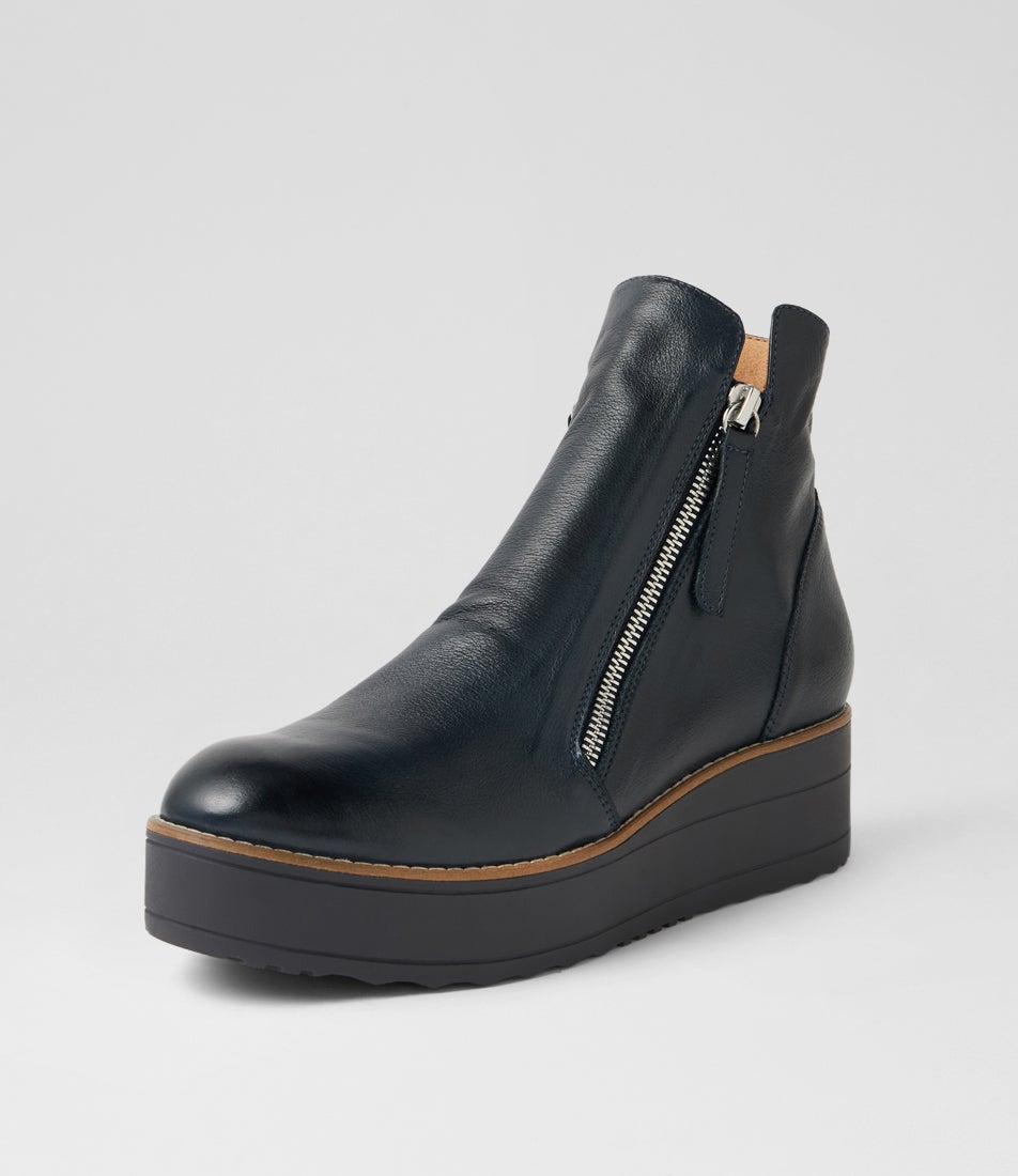 Nene New Navy Leather Ankle Boots