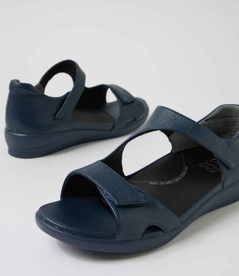 Drops W Navy Leather Sandals