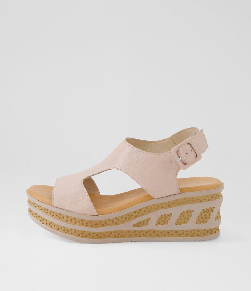 Qeleigh Nude Leather Sandals