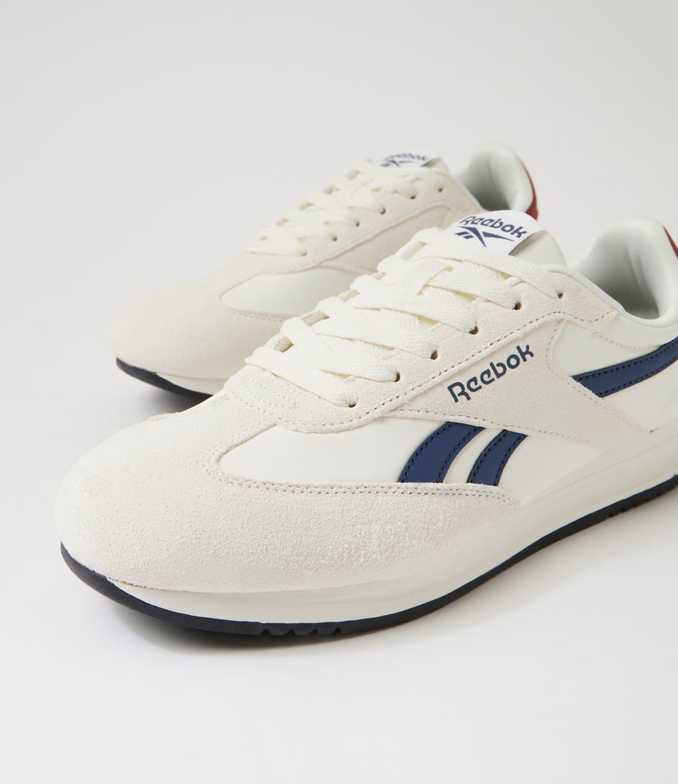 World 70 M Chalk Blue Red Sneakers