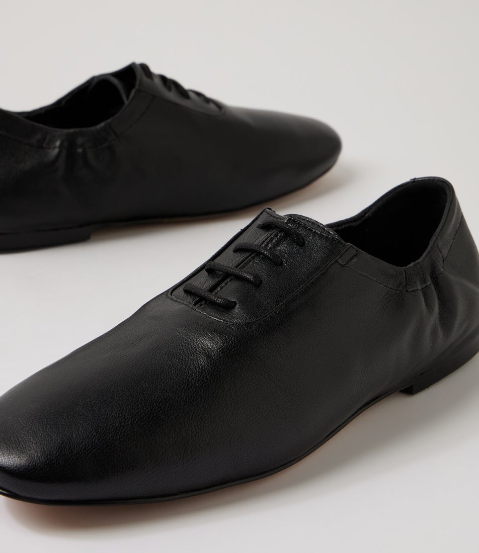 Jazz-Ette Black Soft Leather Lace Up Flats
