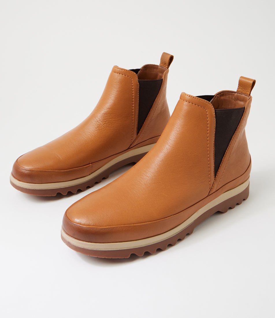 Kuddle New Tan Choc Elastic Leather Ankle Boots