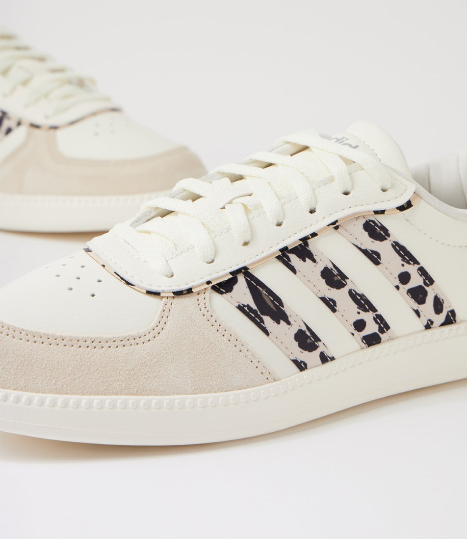 Breaknet Sleek W Core White Crystal Linen Khaki Fabric Sneakers Breaknet Sleek W Core White Crystal Linen Khaki Fabric Sneakers
