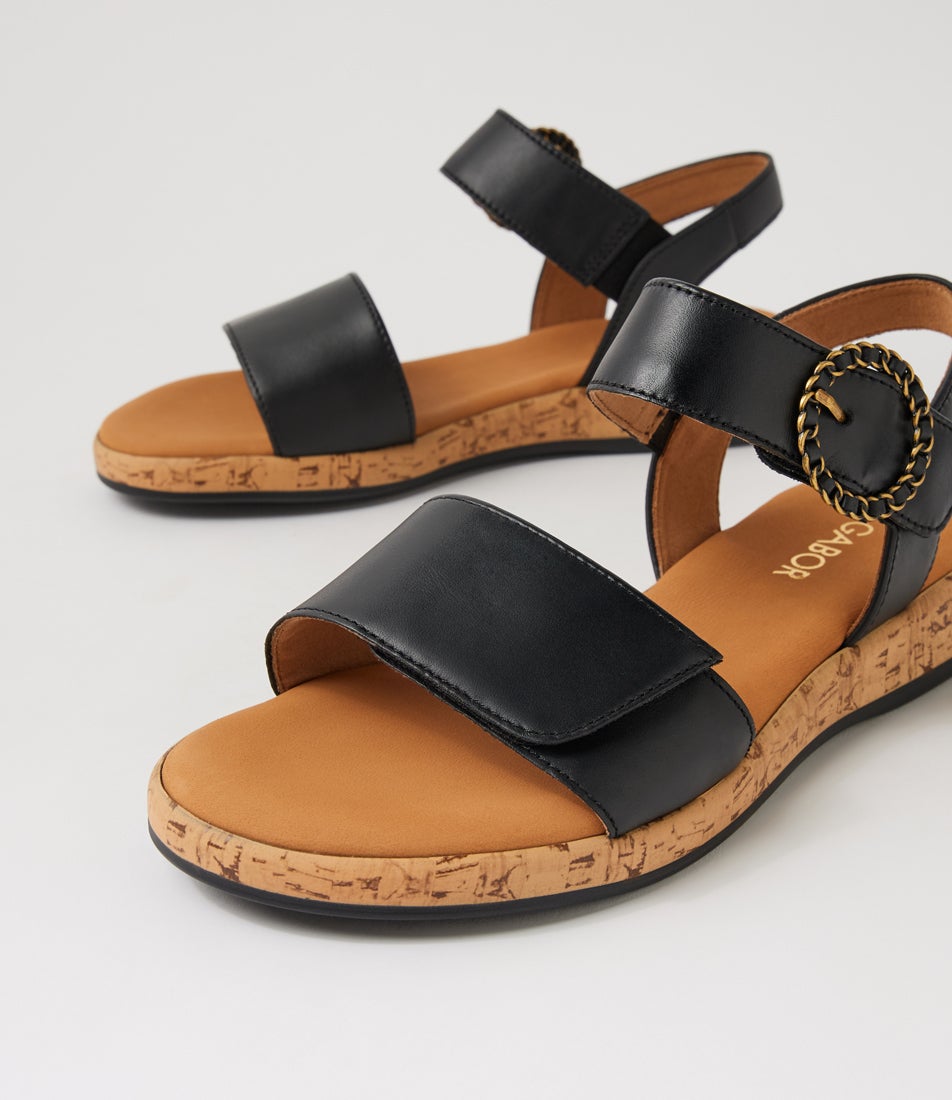 Iselle Schwarz Leather Sandals