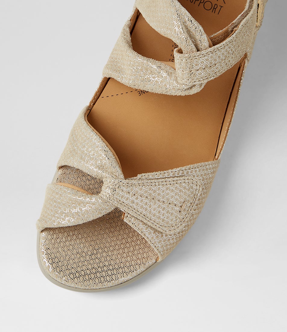 Doxie W Camel Mix Leather Sandals