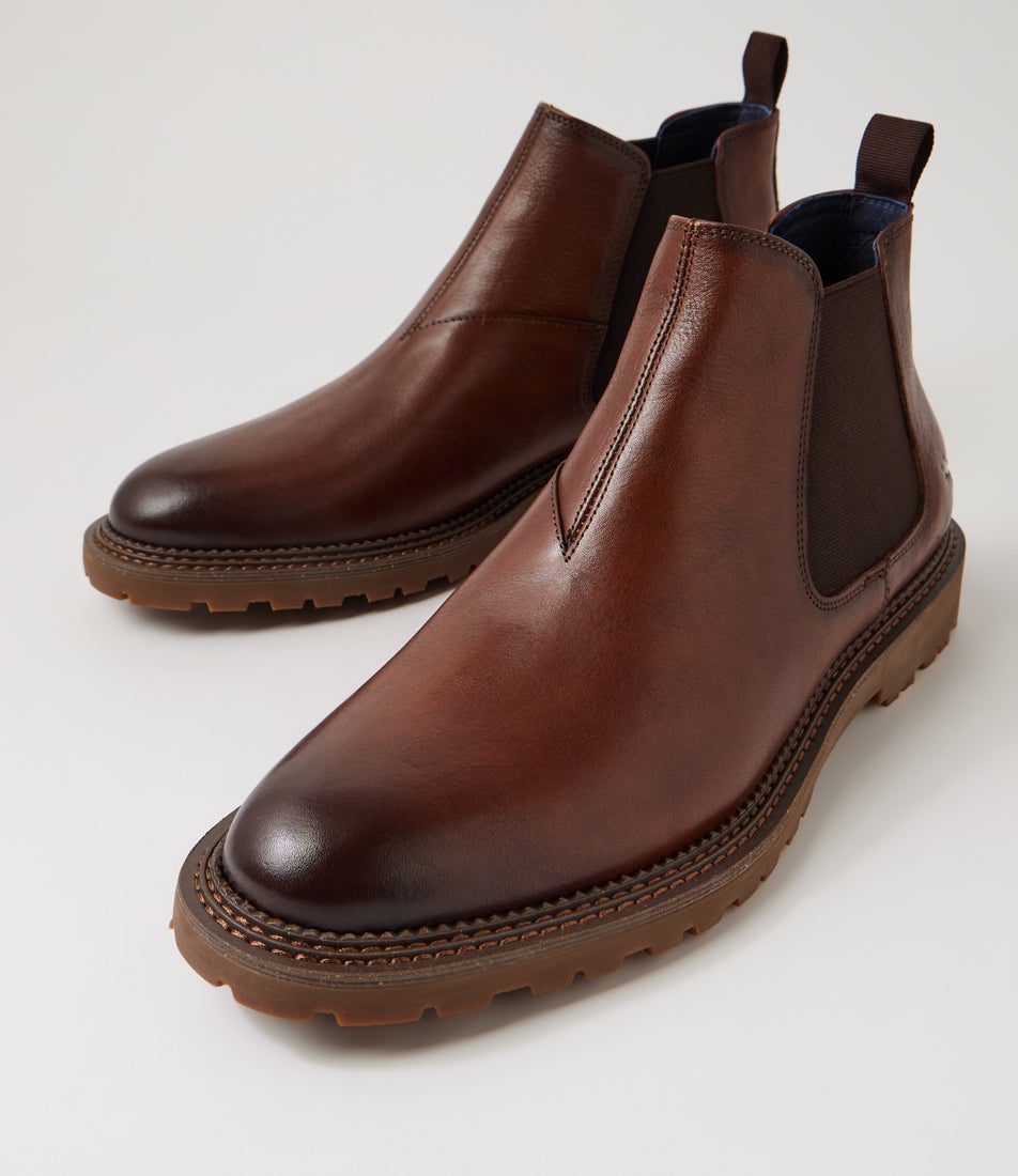 Earl Cognac Leather Chelsea Boots
