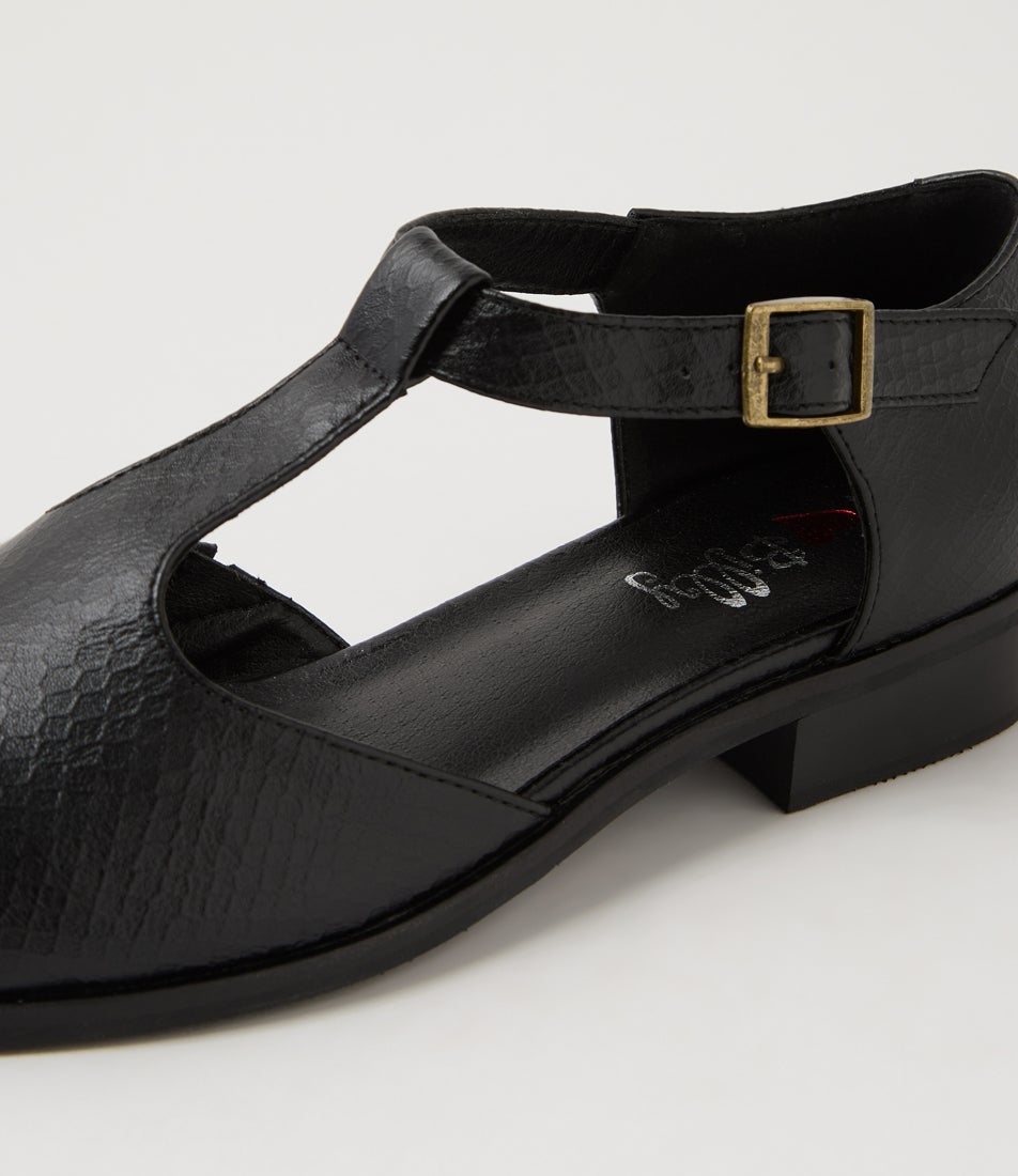 Hangia Black Reptile Flat Shoes