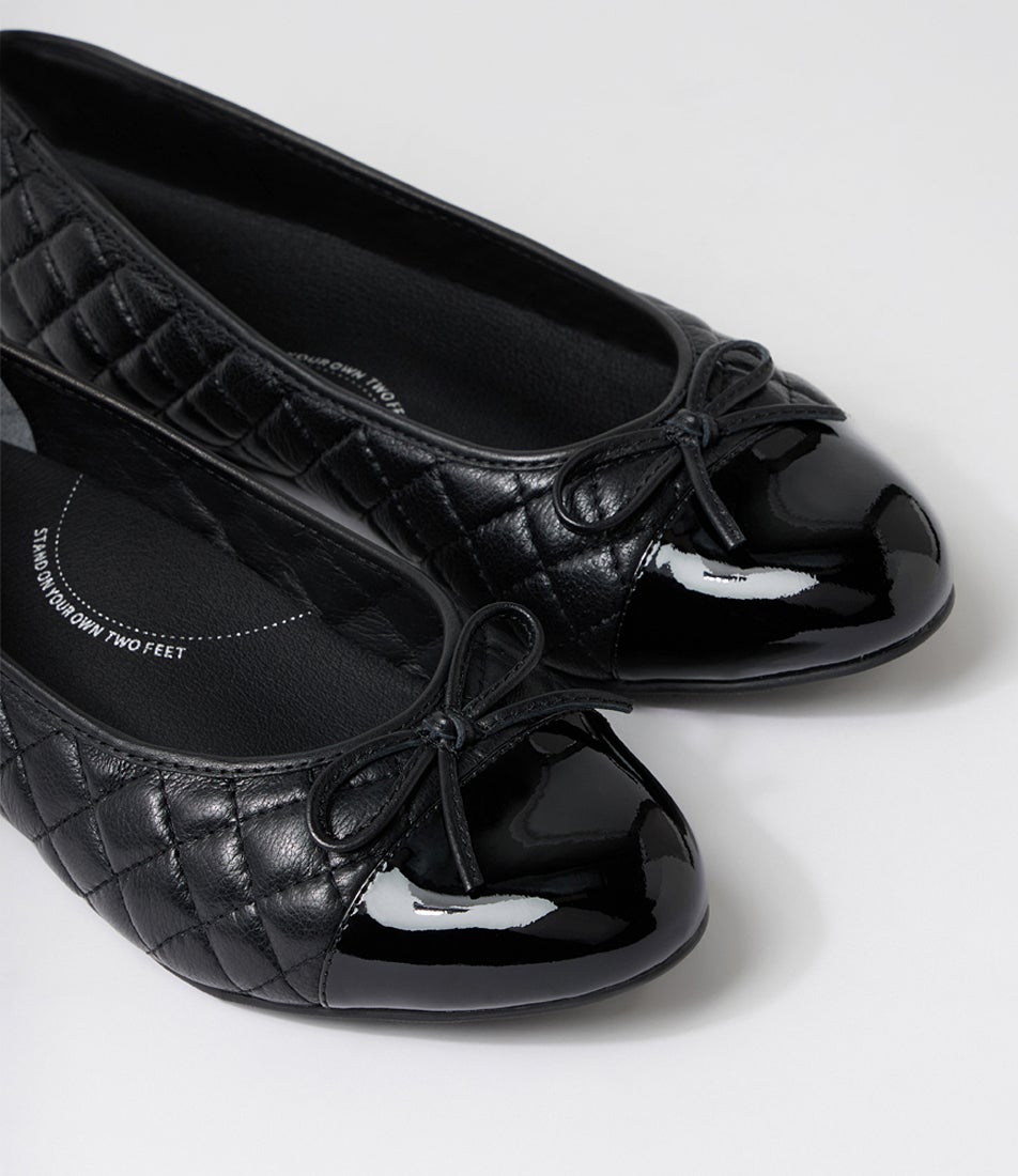 Comradi Xf Black Patent Leather Ballet Flats