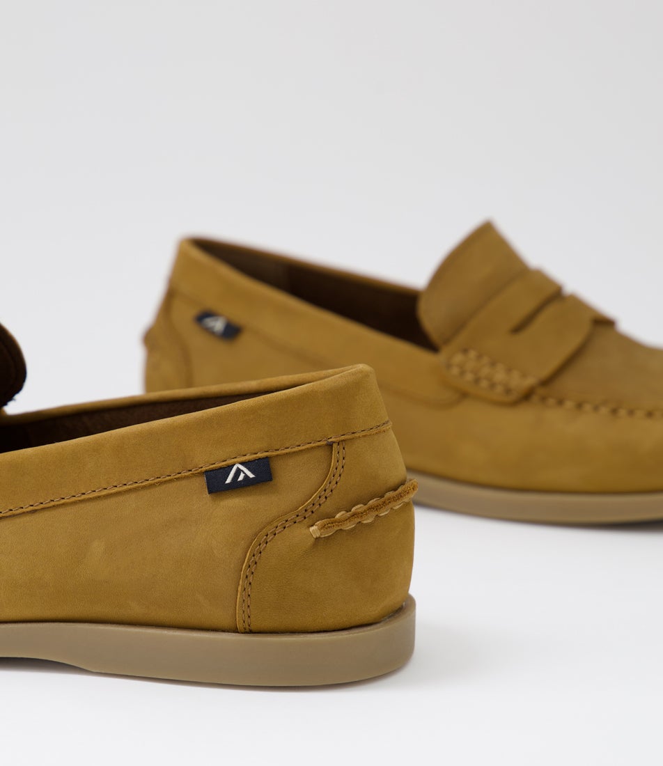 Weeper Birch Nubuck Flat Shoes