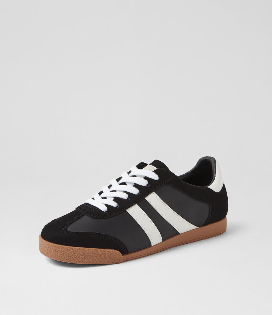 Evaporate Black Gum Sneakers