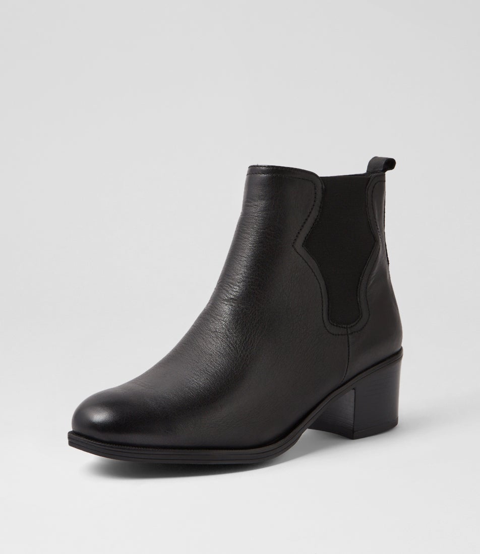 Carlosie Black Leather Chelsea Boots