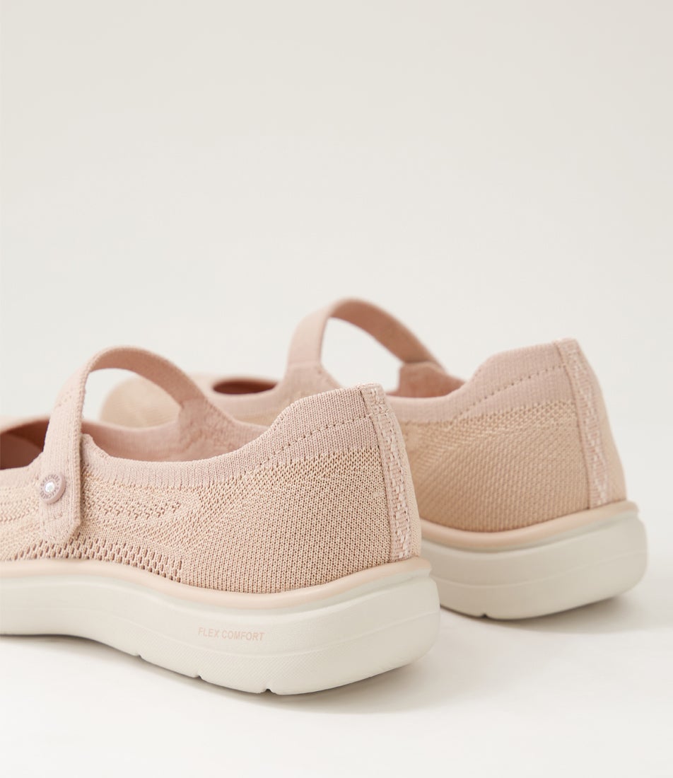 On-The-Go Flex Radiant Sp Blush Fabric Flat Shoes