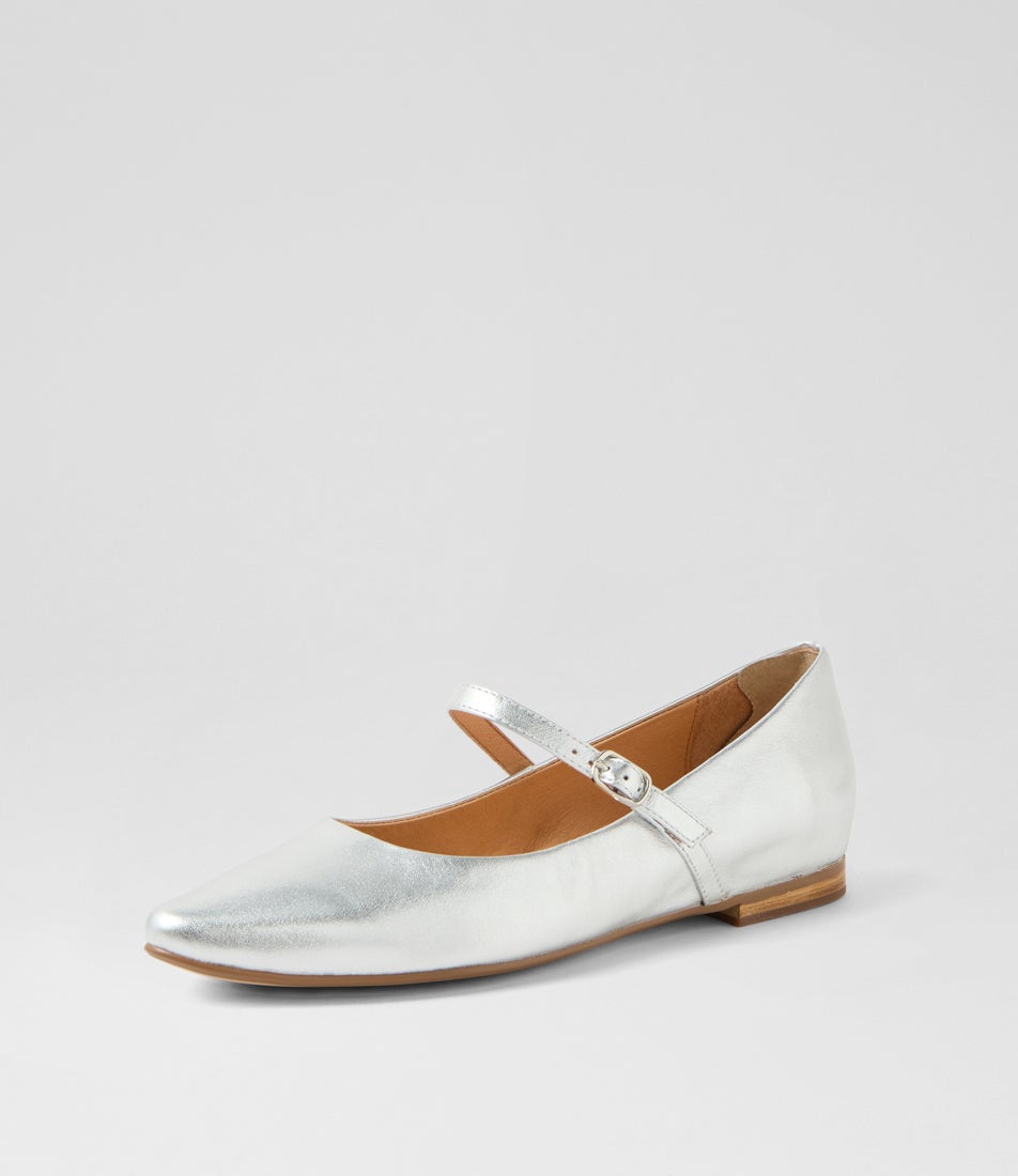 Sairo Silver Leather Ballet Flats