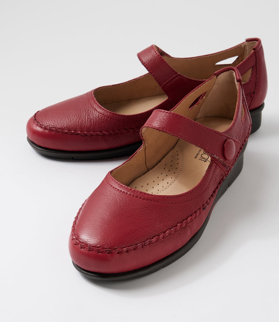 Peregrine Cherry Leather Flat Shoes