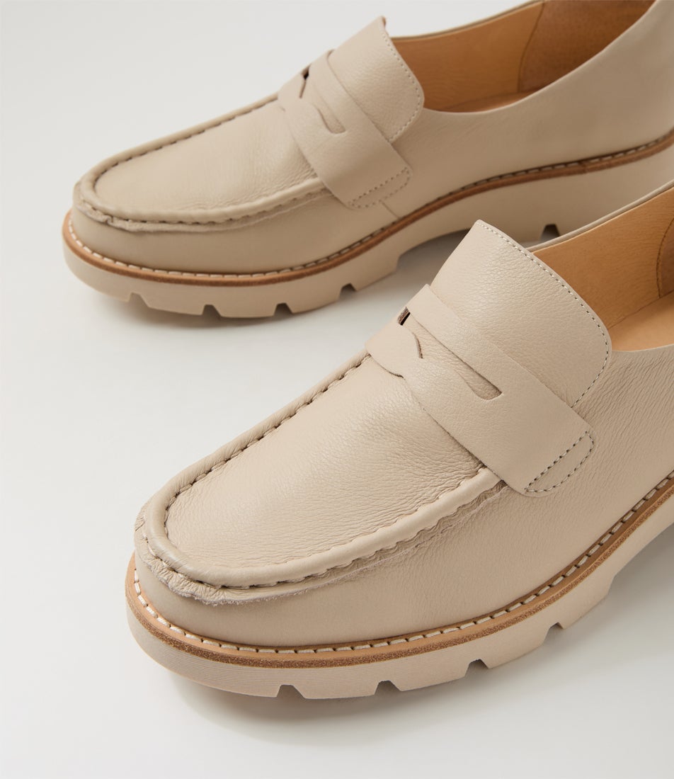 Dorte Vanilla Leather Loafers