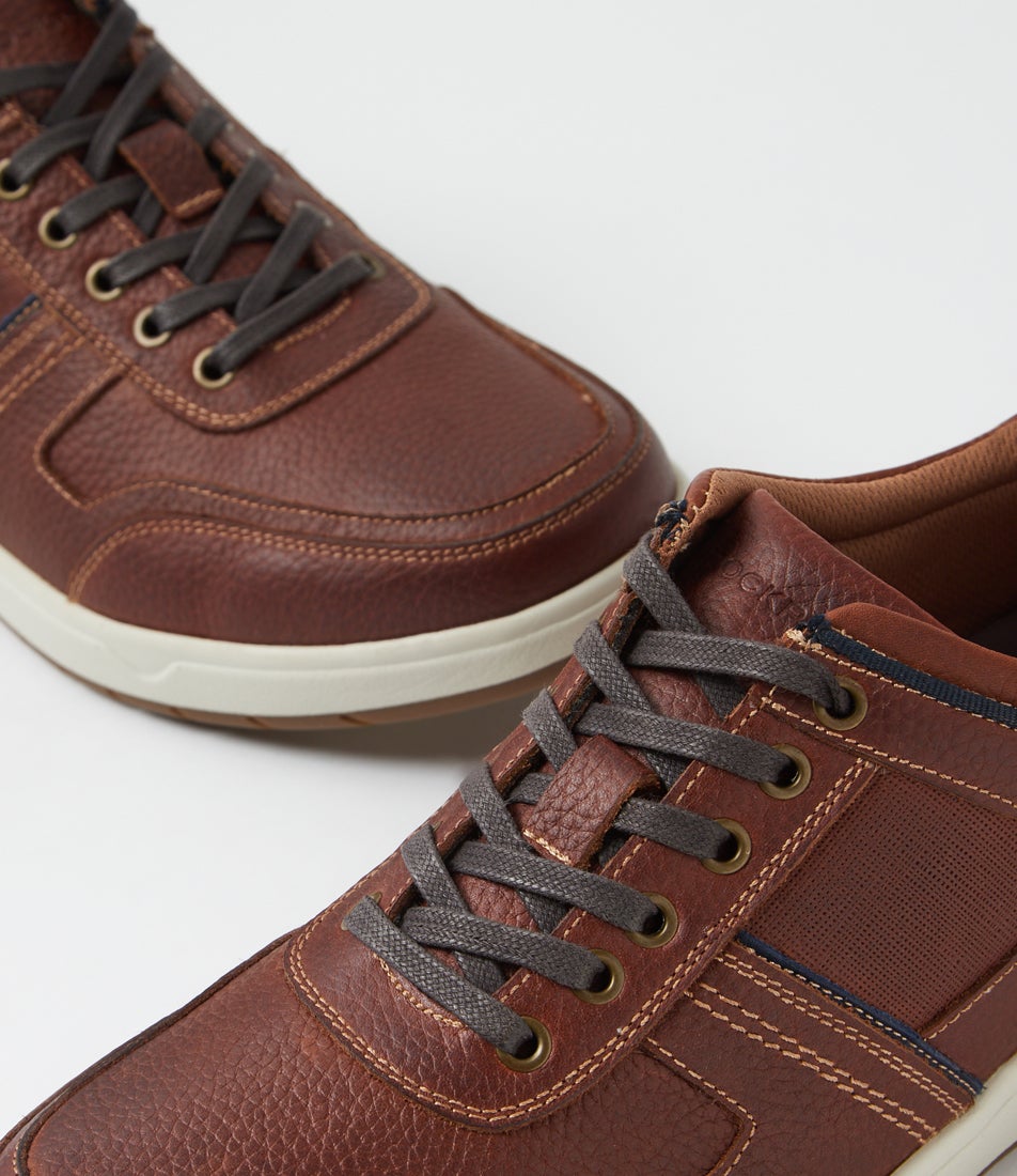 Zeus Cognac Leather Sneakers