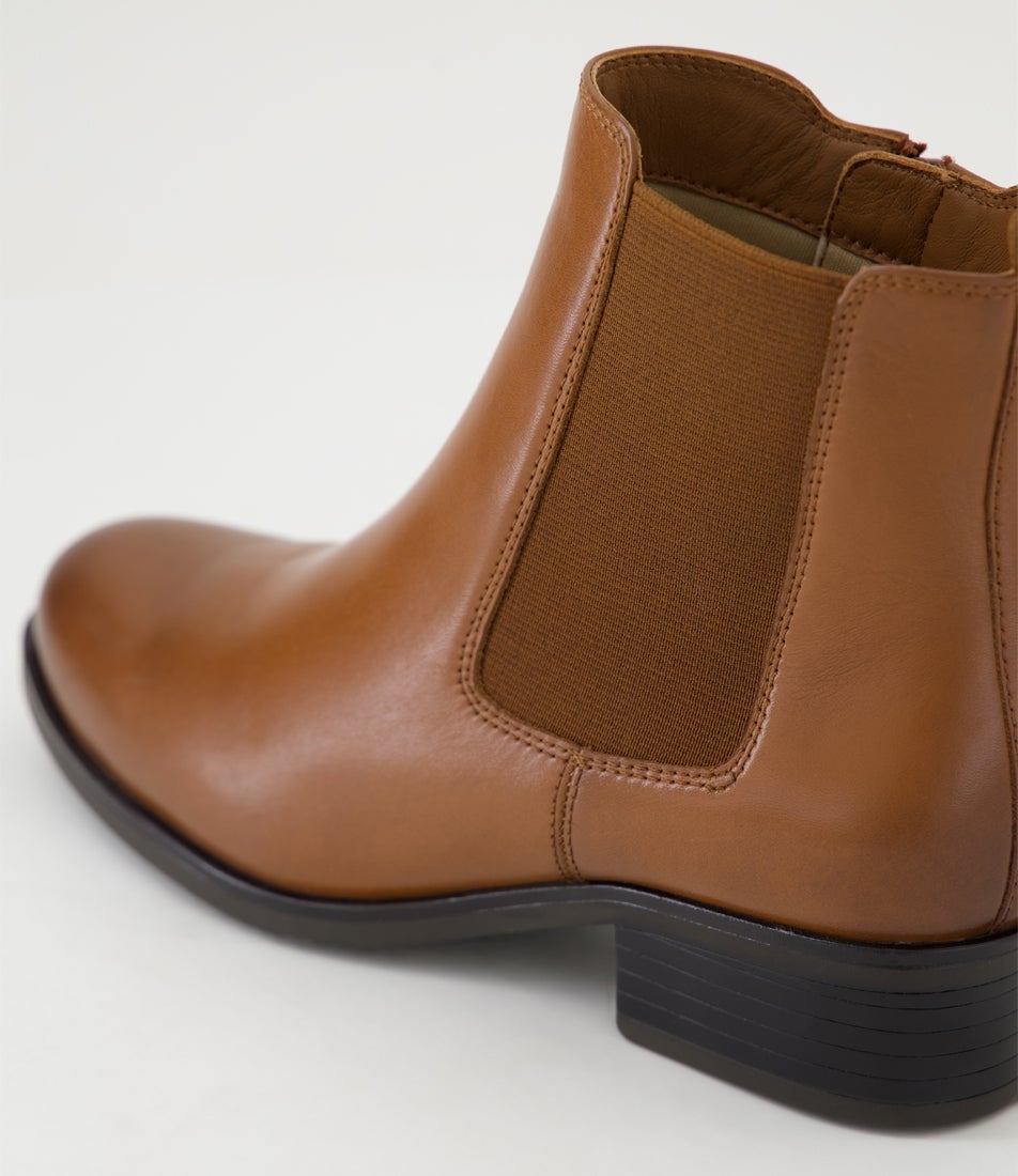 Elsies Tan Burnished Leather Ankle Boots
