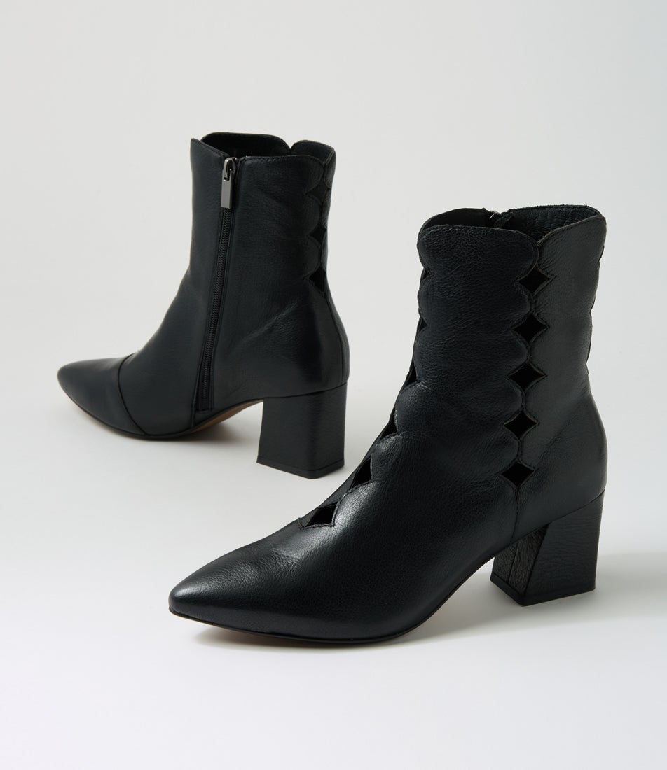 Mamuns Black Leather Ankle Boots