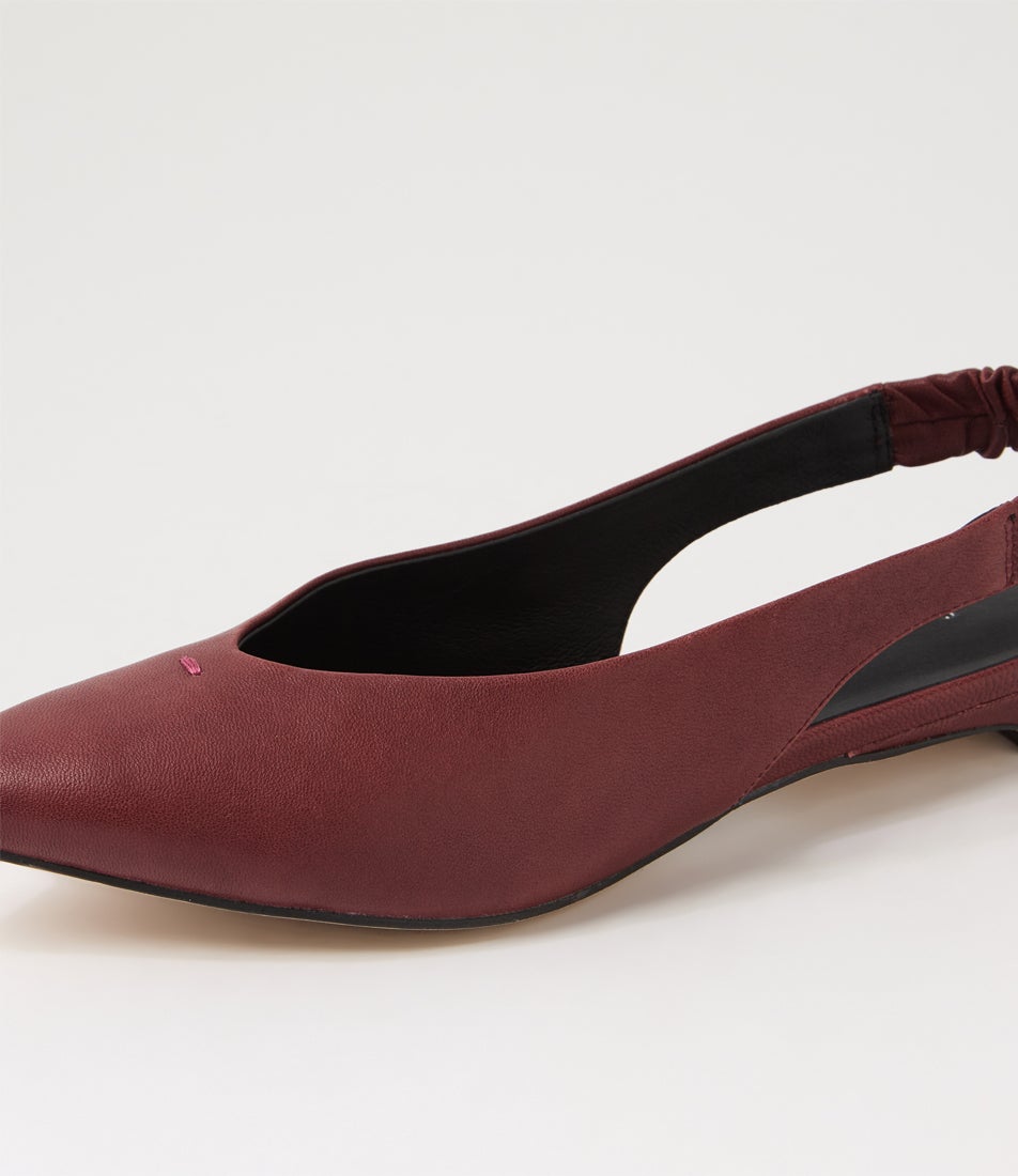 Danera Wine Leather Flat Shoes