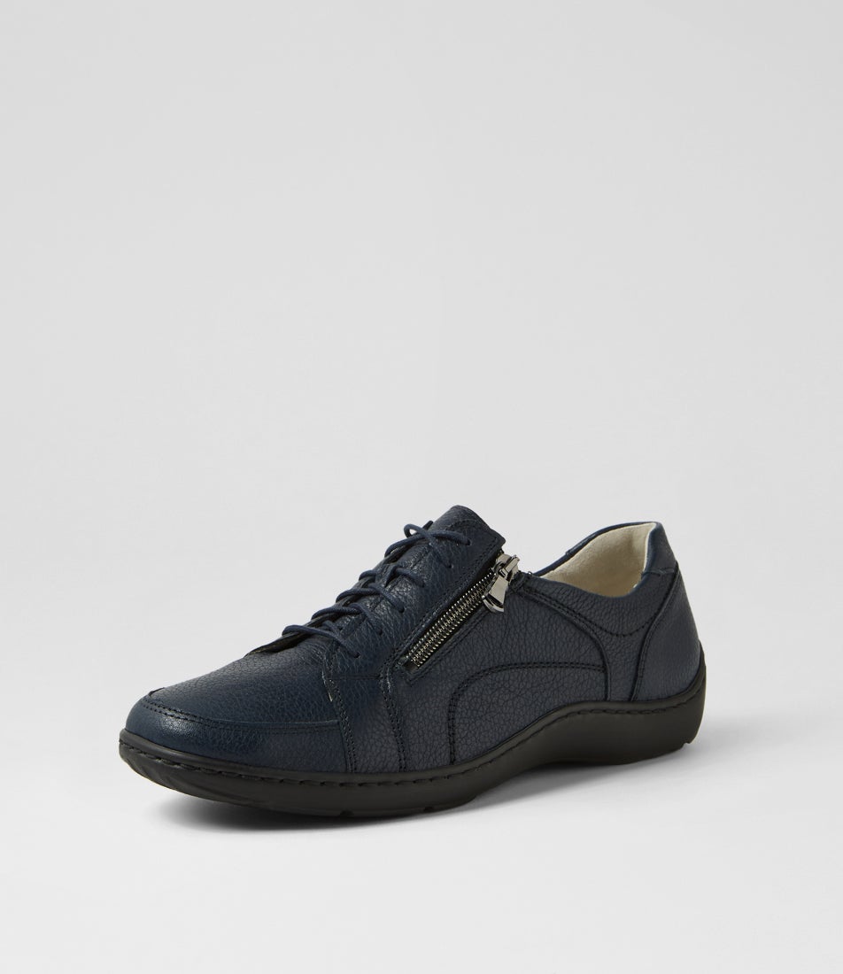 Henni 42 Notte Leather Sneakers