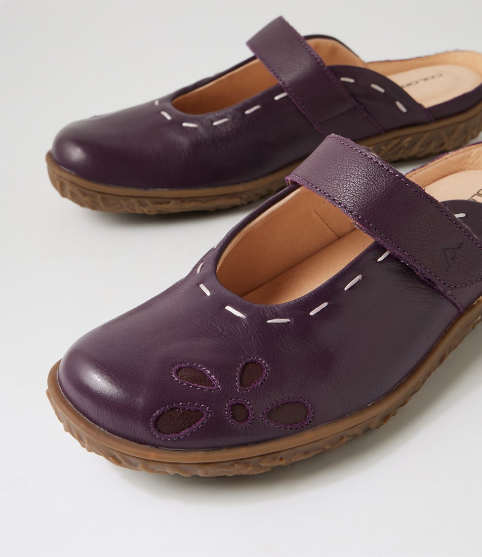 Vesta Plum Leather Flat Shoes