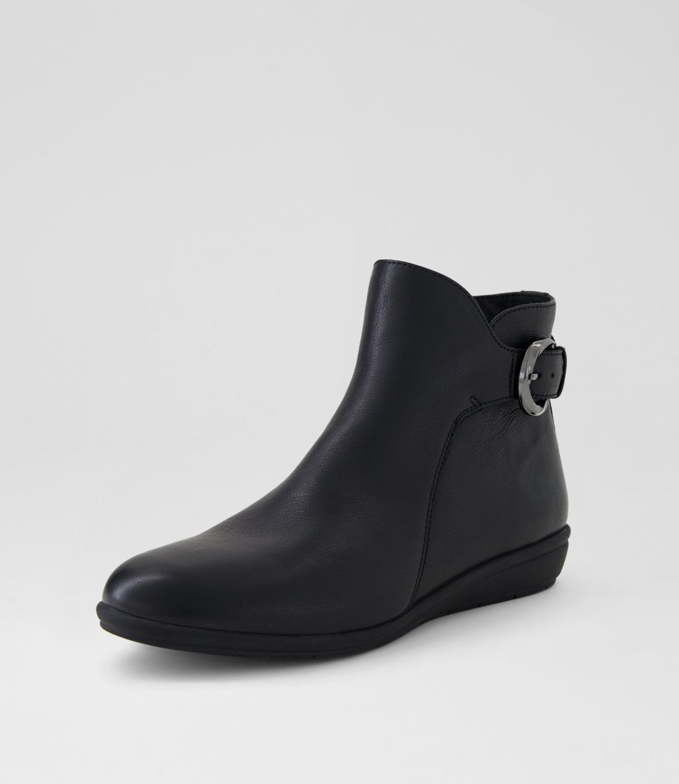Fantastica Black Leather Ankle Boots