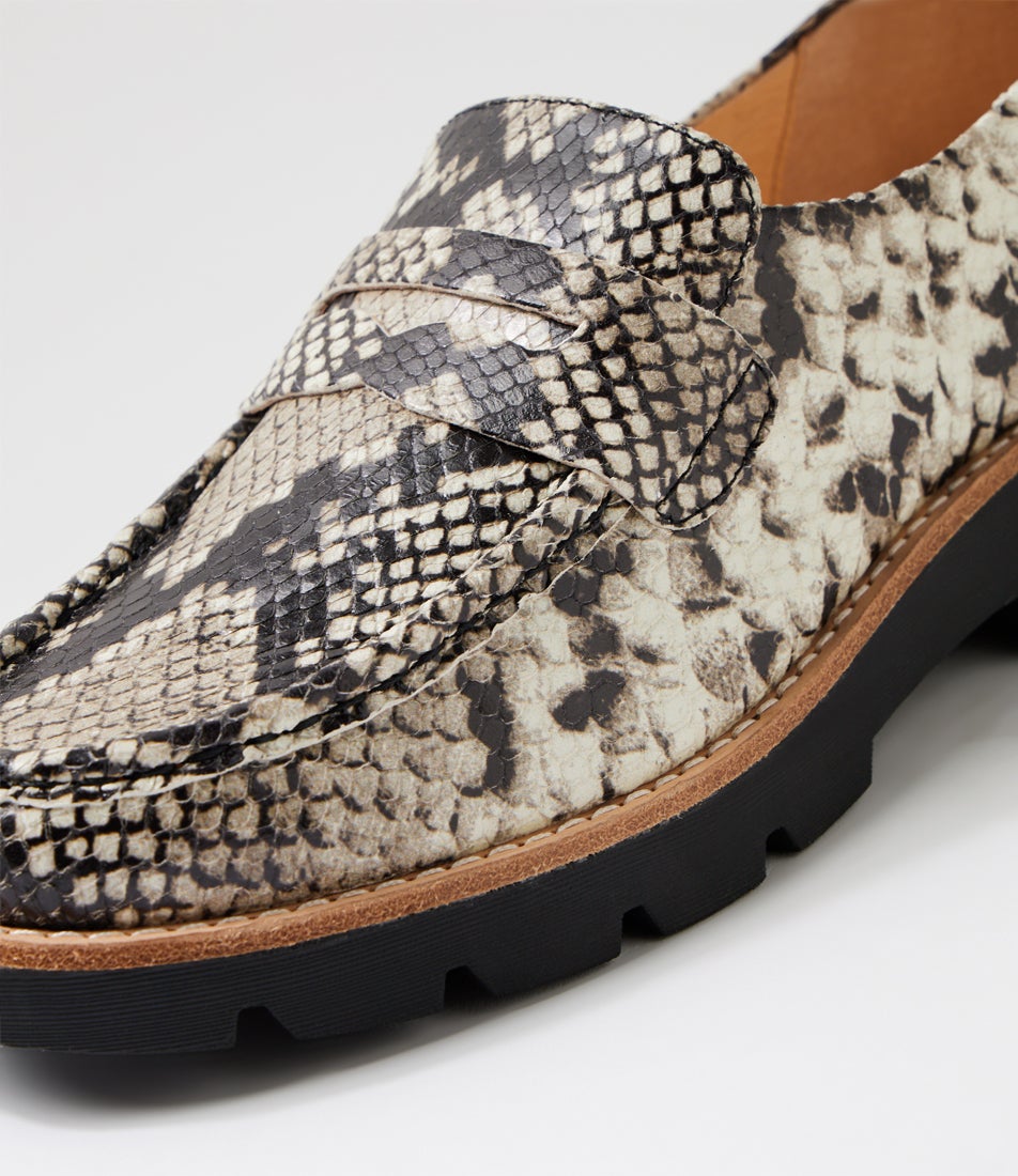 Dorte Black Snake Leather Loafers
