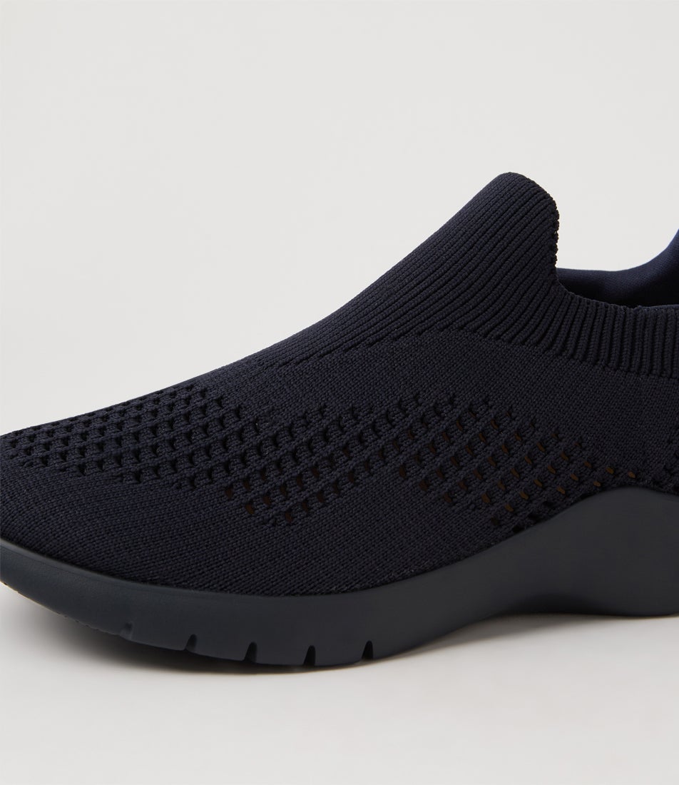 Perf Xw Navy Knit Sneakers